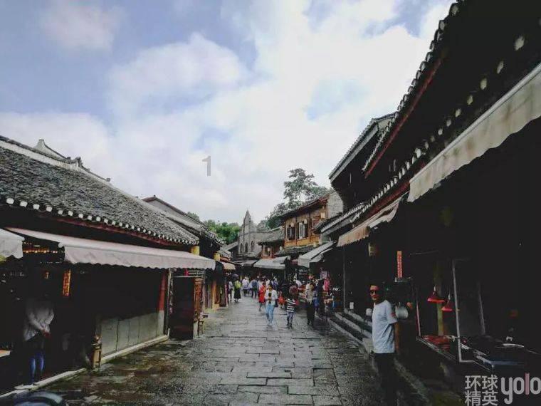 山西证券：国内半导体产业链自主可控进程加速